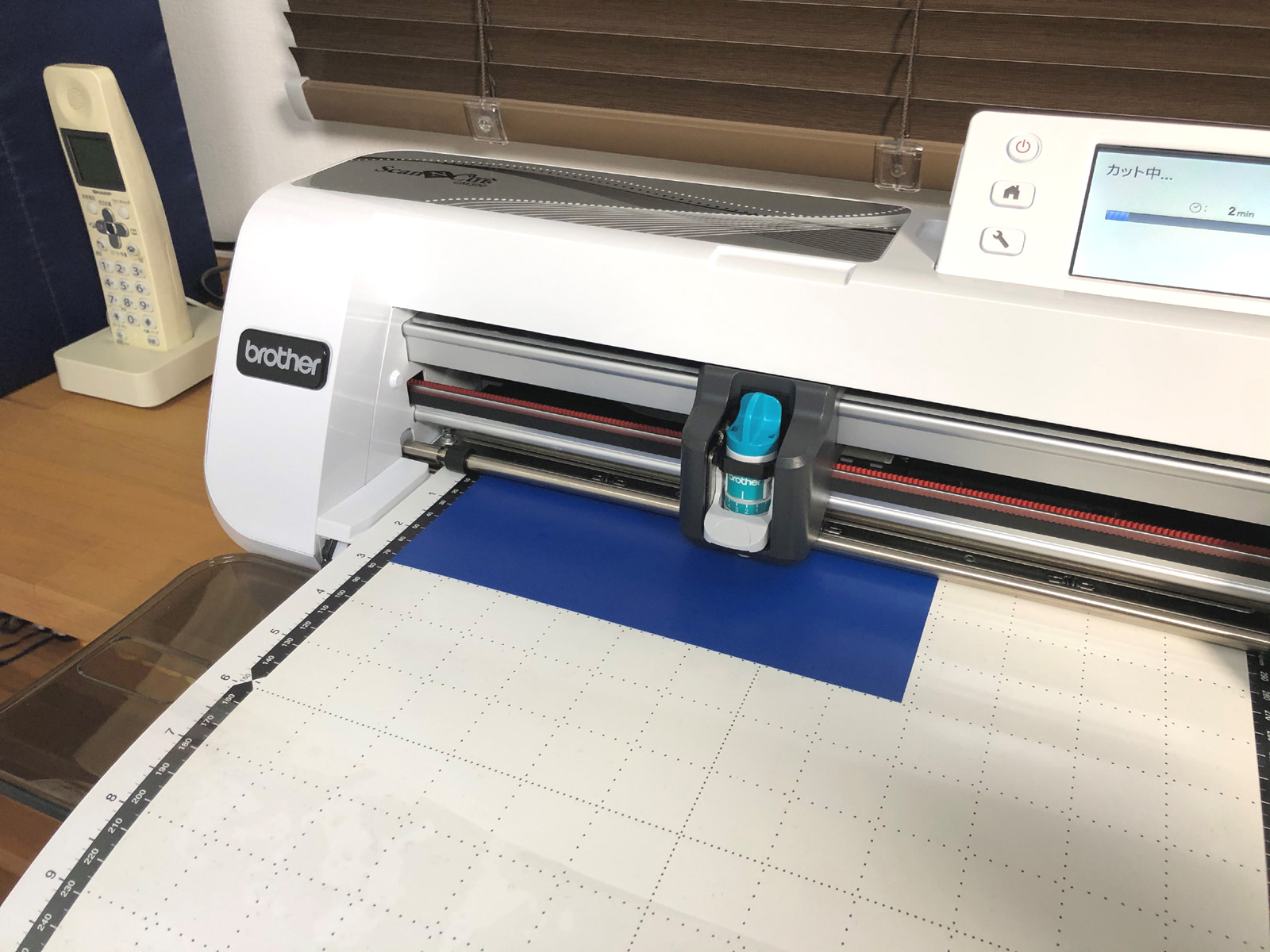 カッティング中画像